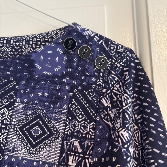 J McLaughlin 3/4 sleeve shirt - Picture 3 of 3